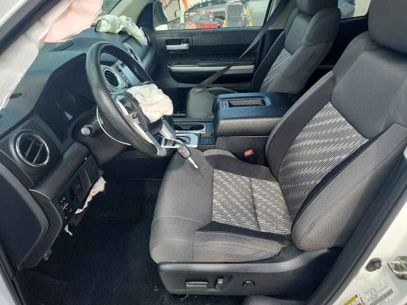 2019 TOYOTA TUNDRA SR5 7