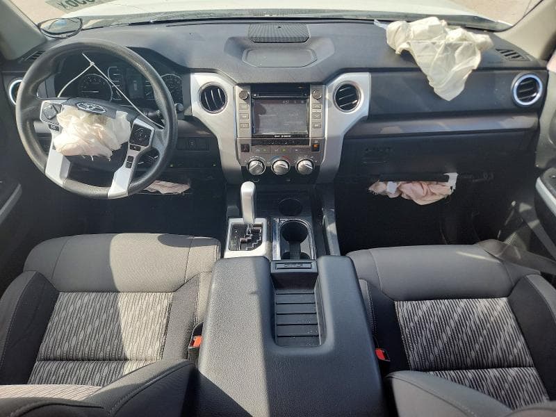 2019 TOYOTA TUNDRA SR5 8