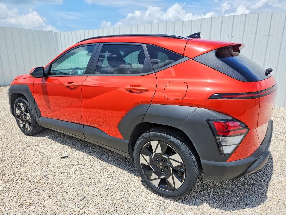 2024 HYUNDAI KONA SEL 2