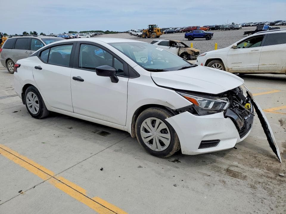 2021 NISSAN VERSA S 4
