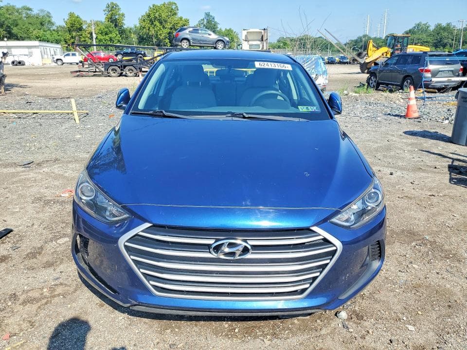 2018 HYUNDAI ELANTRA SE 5
