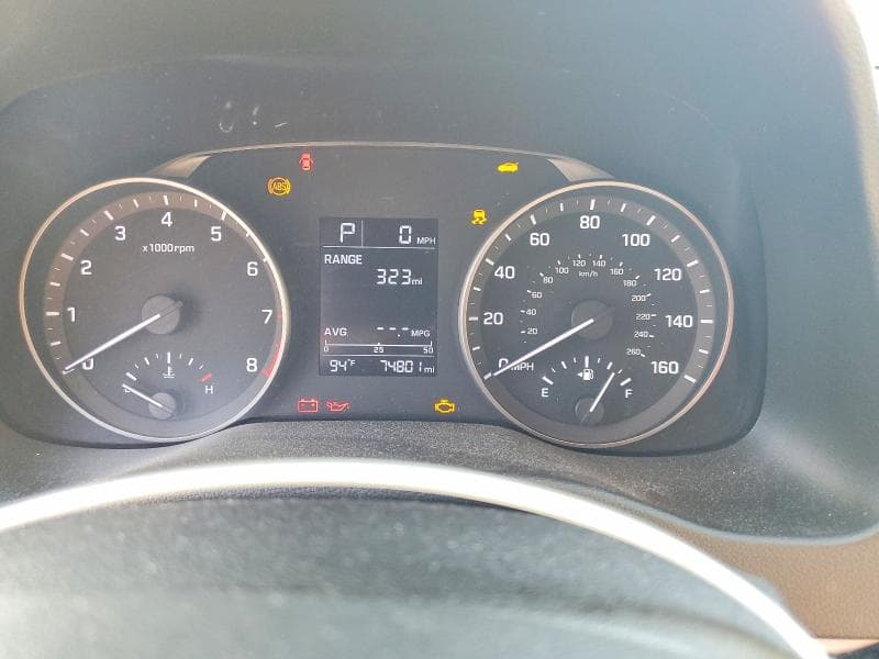 2018 HYUNDAI ELANTRA SE 9