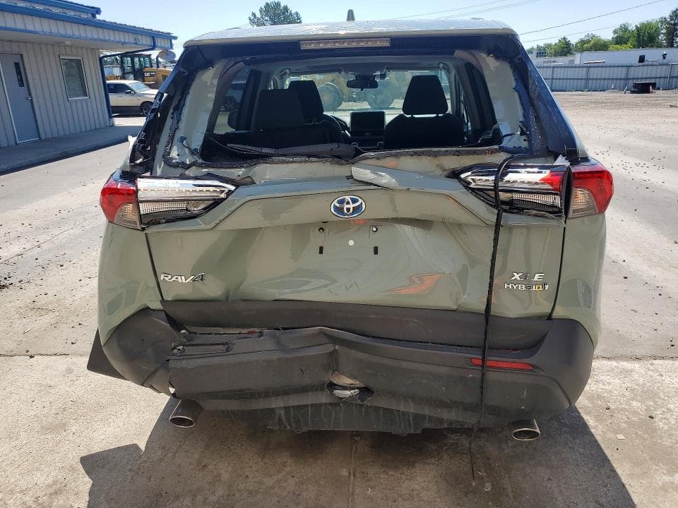 2023 TOYOTA RAV4 XLE 6