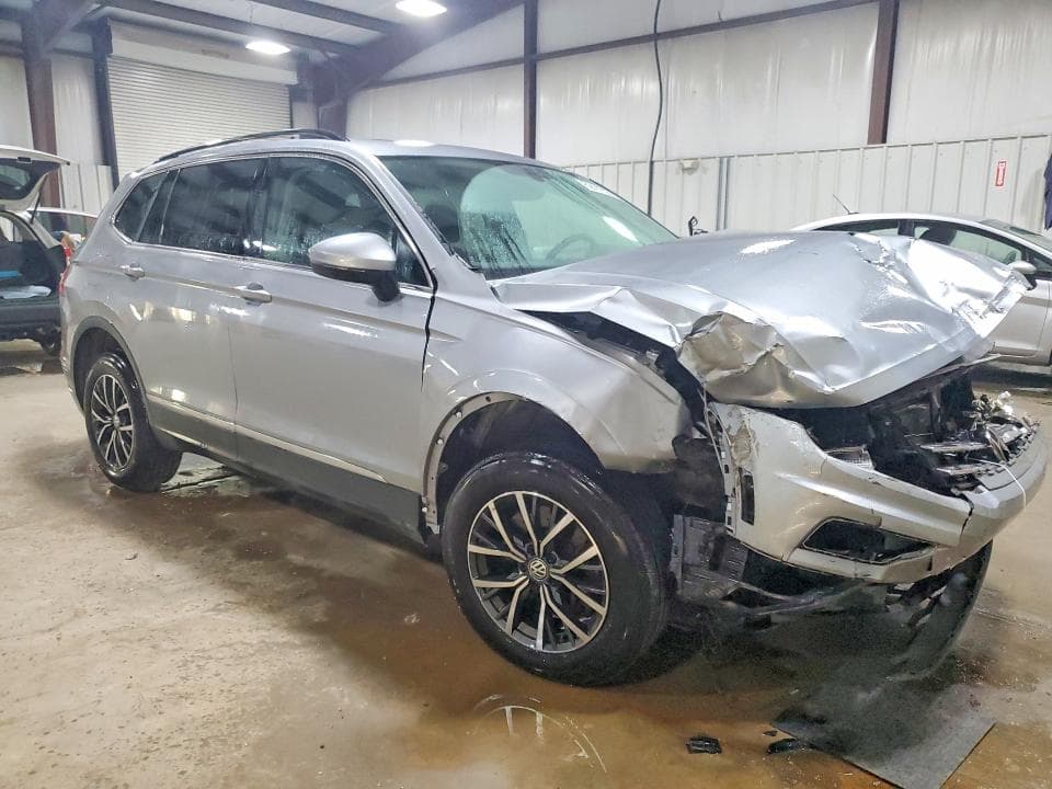 2020 VOLKSWAGEN TIGUAN SE 4