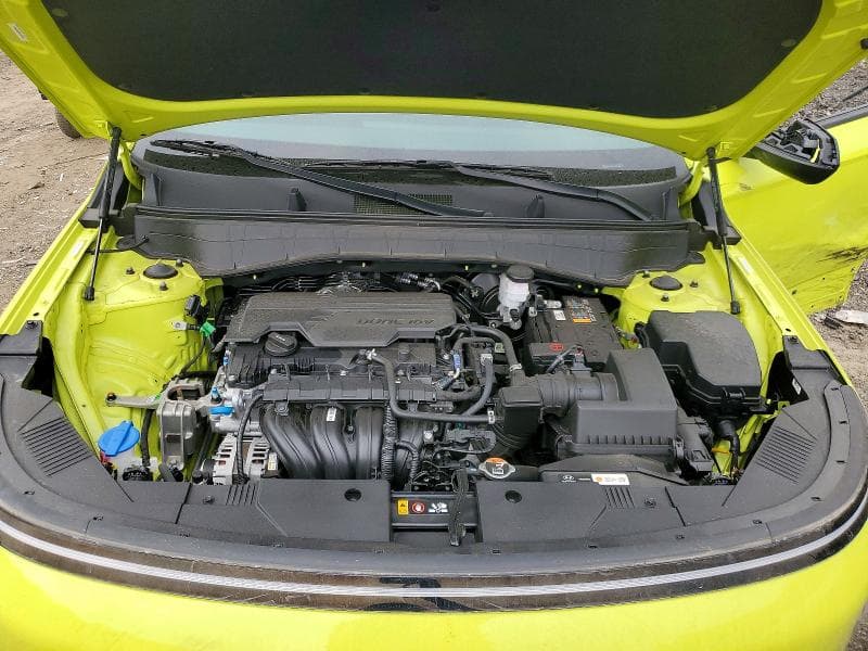2025 HYUNDAI KONA SE 12