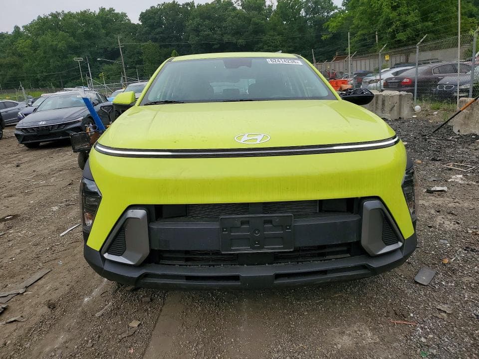 2025 HYUNDAI KONA SE 5