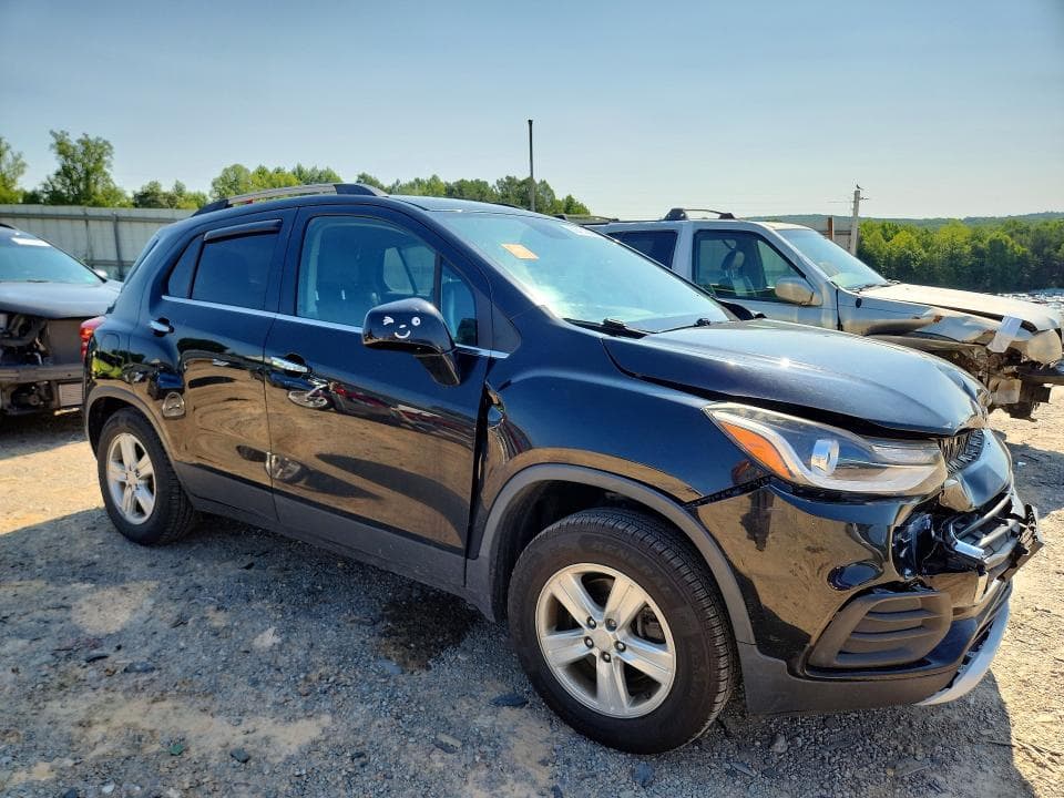 2017 CHEVROLET TRAX 1LT 4