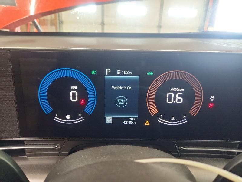 2024 HYUNDAI KONA SEL 9