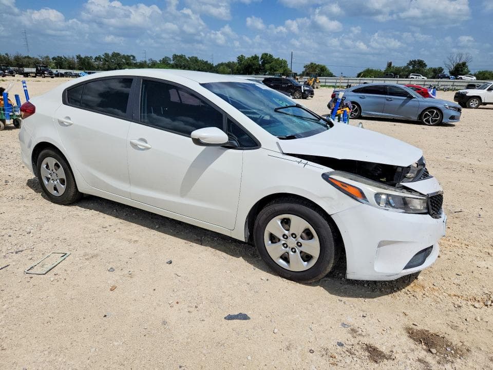 2017 KIA FORTE LX 4