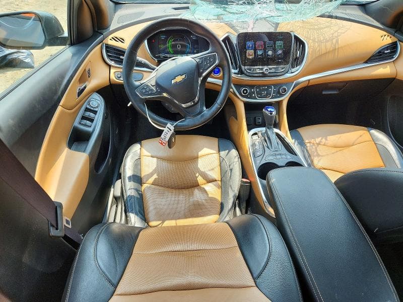 2017 CHEVROLET VOLT PREMIER 8
