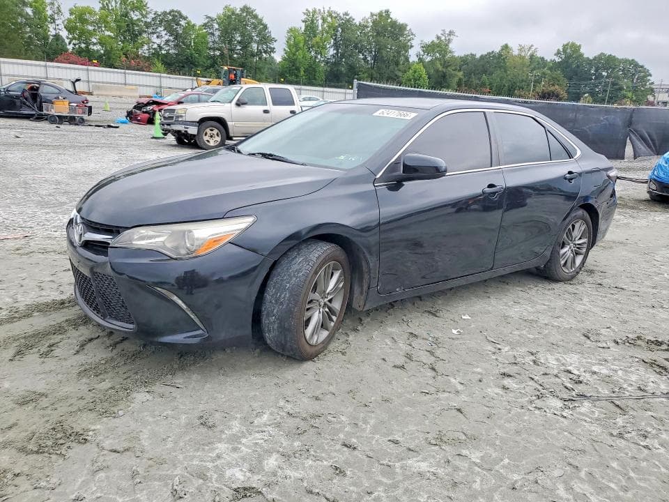 2017 TOYOTA CAMRY SE - 1