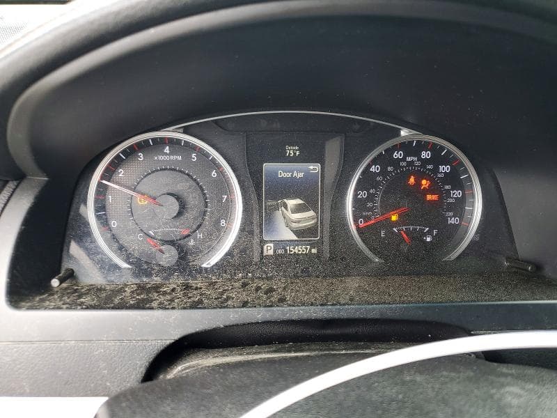 2017 TOYOTA CAMRY SE 9
