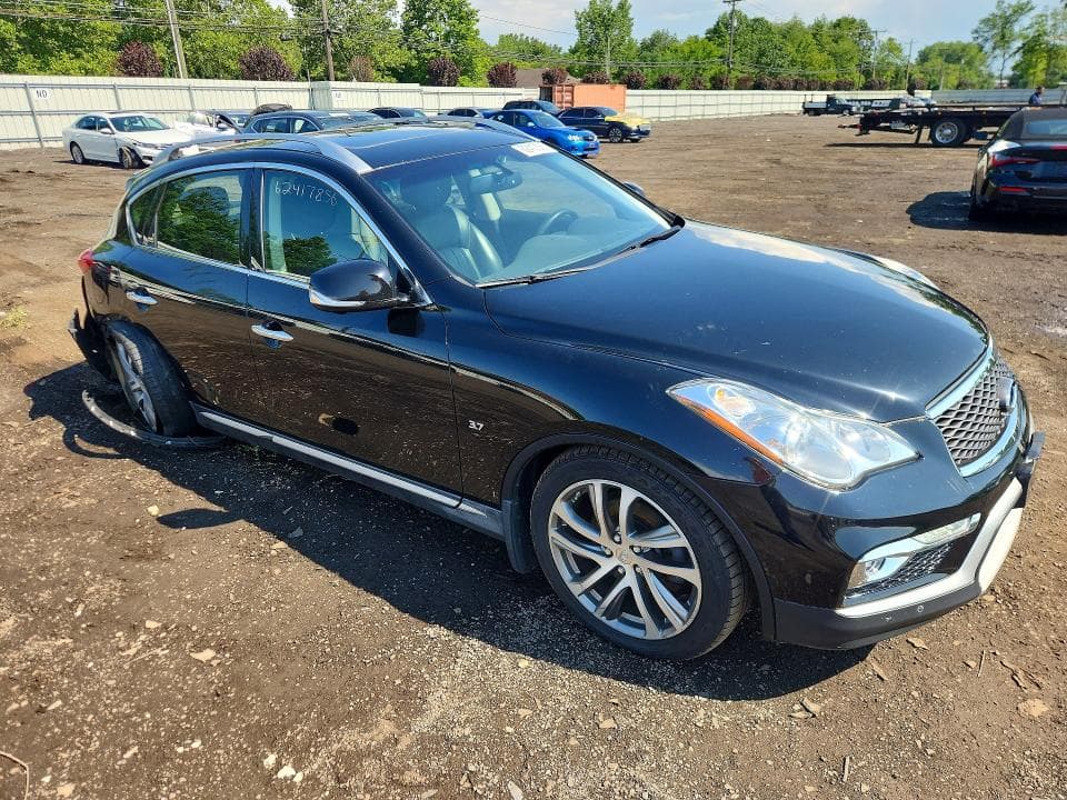 2017 INFINITI QX50 BASE 4