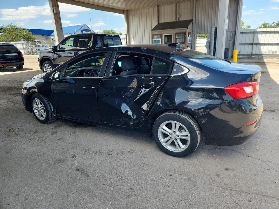 2017 CHEVROLET CRUZE LT 2