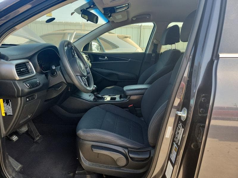 2017 KIA SORENTO LX V6 7
