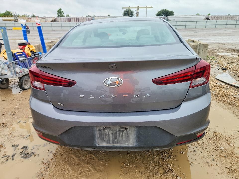 2019 HYUNDAI ELANTRA SE 6