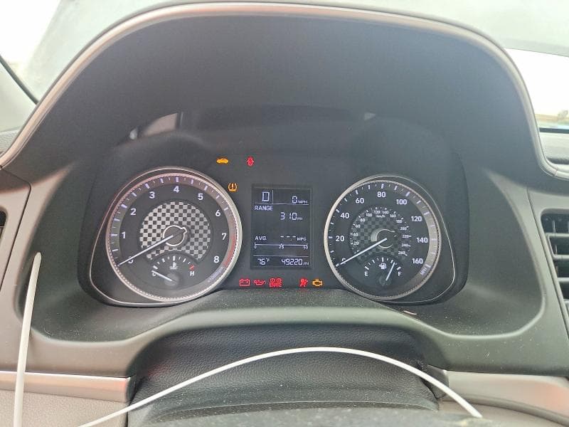 2019 HYUNDAI ELANTRA SE 9