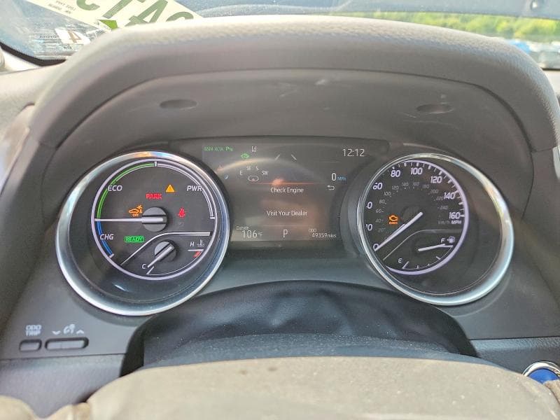2020 TOYOTA CAMRY XLE 9