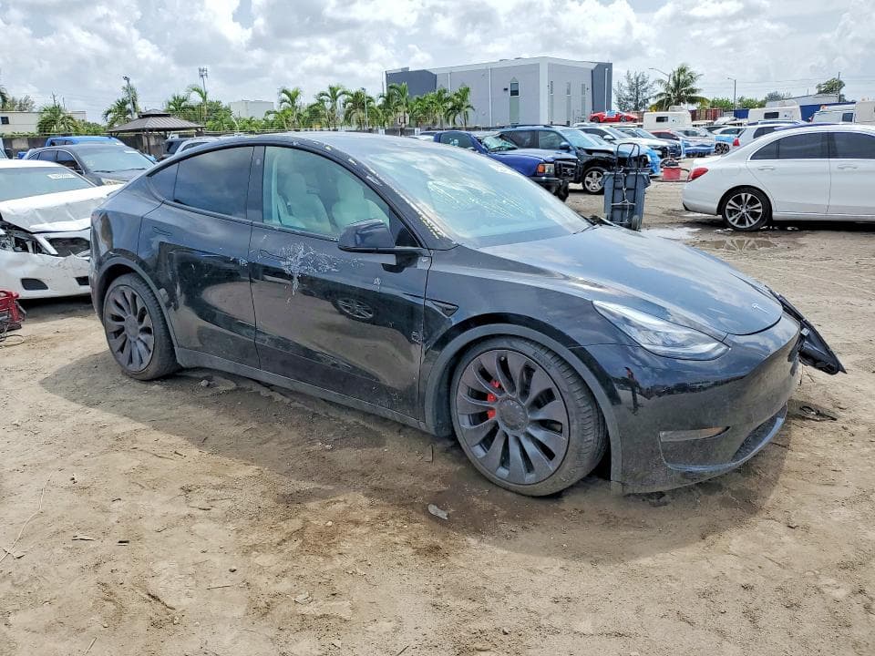 2021 TESLA MODEL Y 4