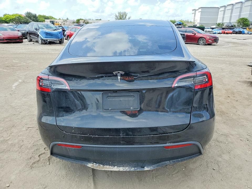 2021 TESLA MODEL Y 6