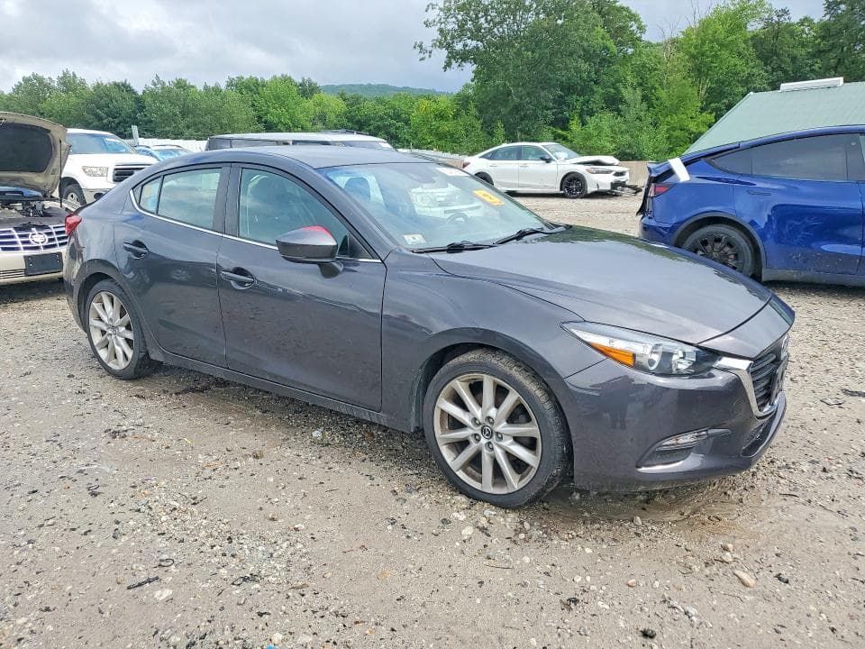 2017 MAZDA 3 TOURING 4
