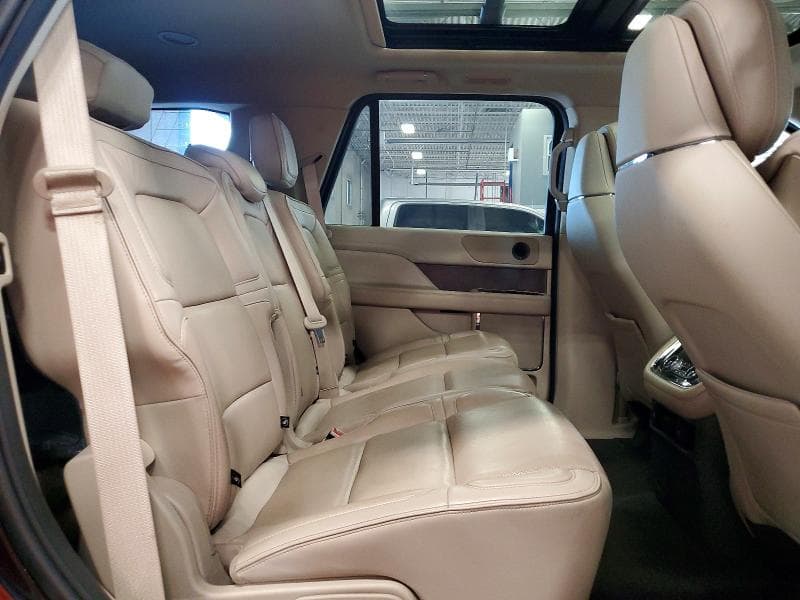 2019 LINCOLN NAVIGATOR RESERVE 11