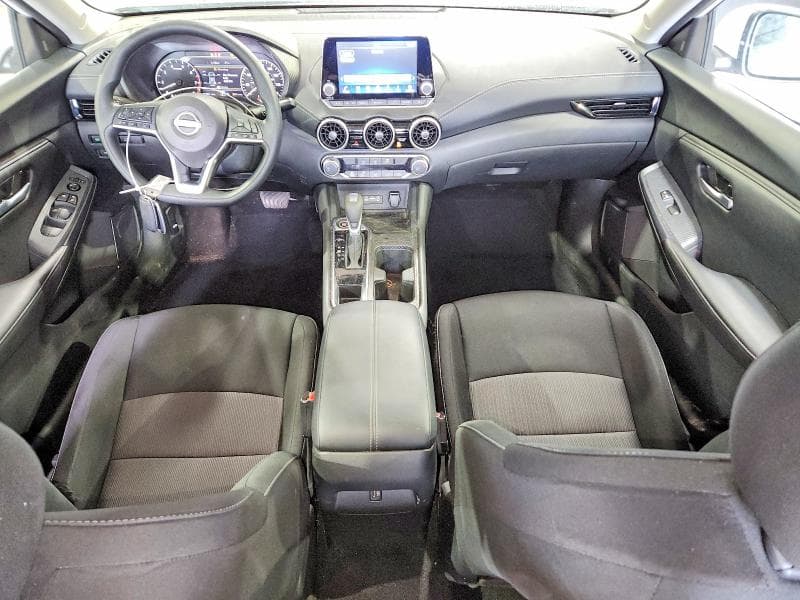 2025 NISSAN SENTRA SV 8