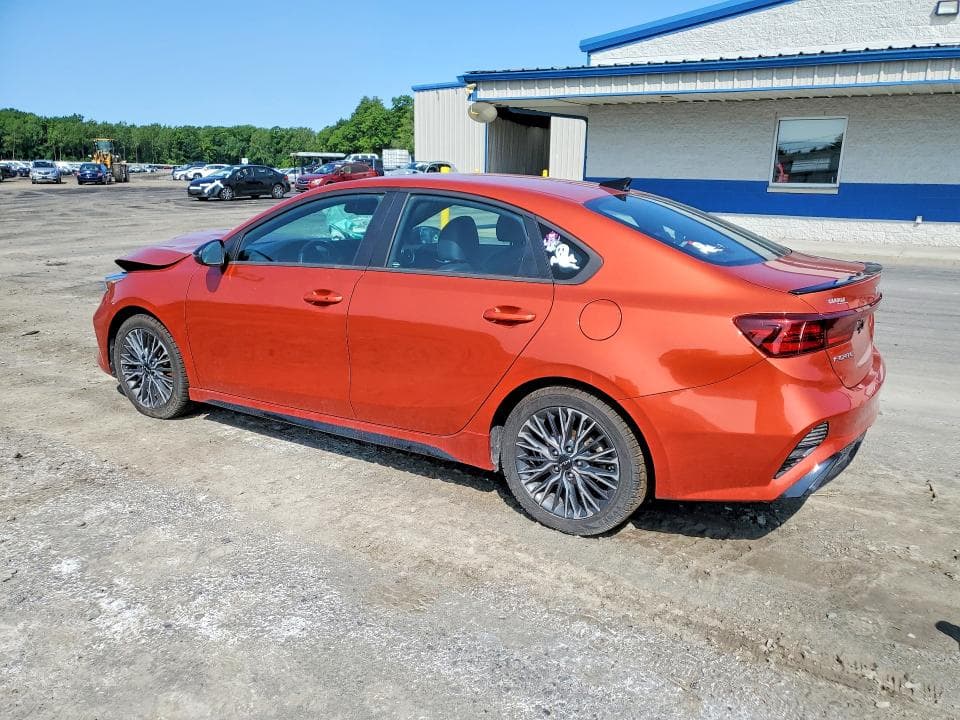 2023 KIA FORTE GT LIMITED GT LIMITED 3