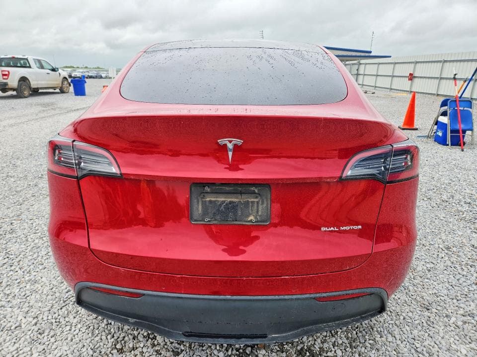 2022 TESLA MODEL Y 6