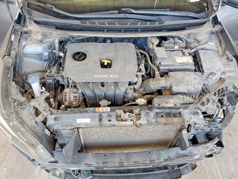 2017 KIA FORTE S 11