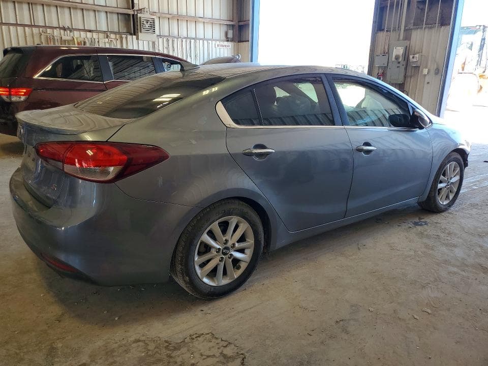 2017 KIA FORTE S 3