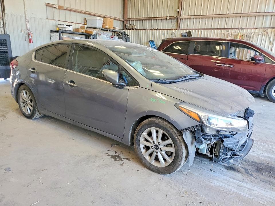 2017 KIA FORTE S 4