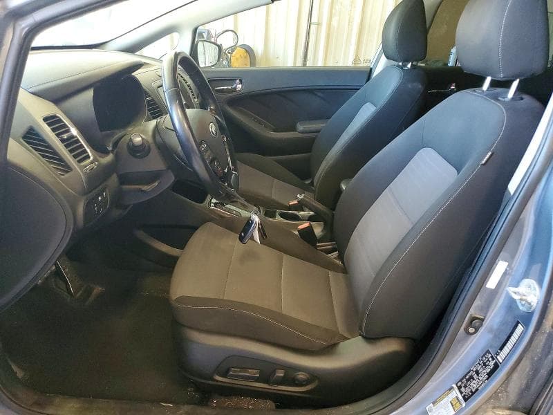 2017 KIA FORTE S 7