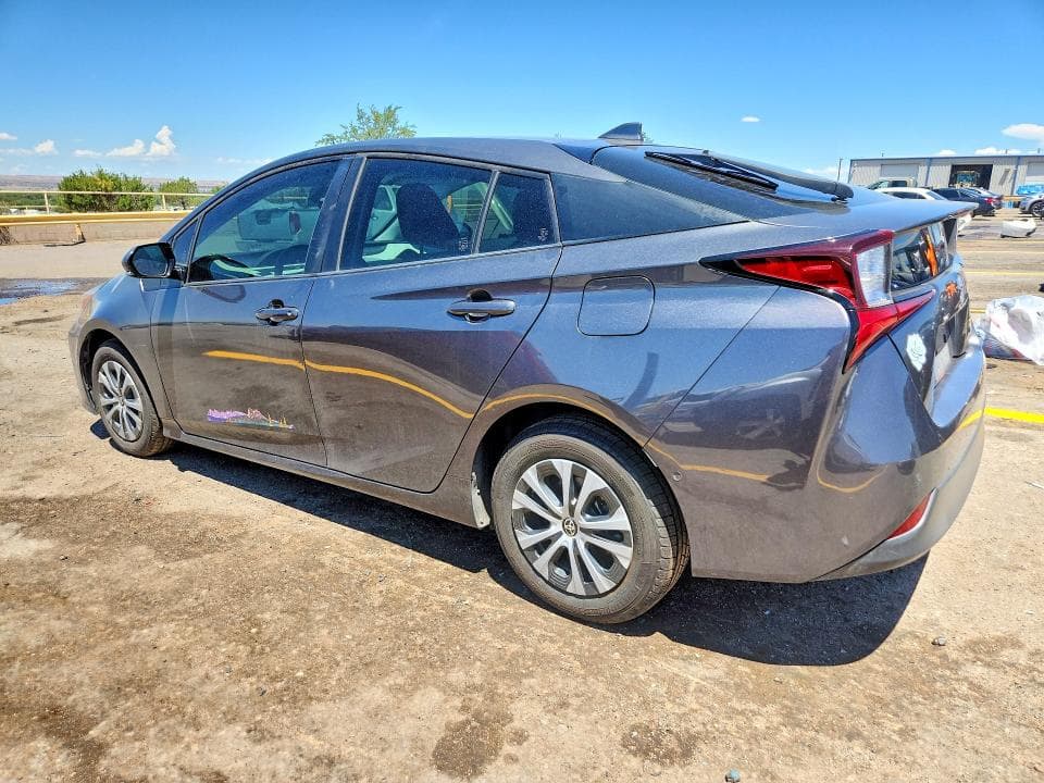 2019 TOYOTA PRIUS LE AWD-E 2