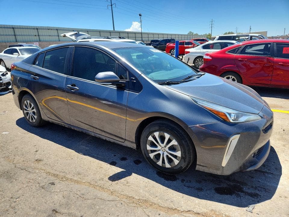 2019 TOYOTA PRIUS LE AWD-E 4