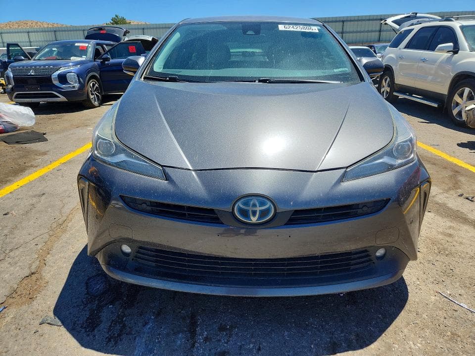 2019 TOYOTA PRIUS LE AWD-E 5
