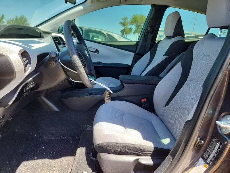 2019 TOYOTA PRIUS LE AWD-E 7