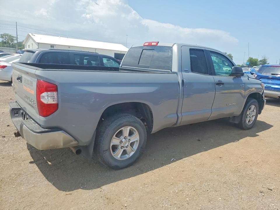 2018 TOYOTA TUNDRA SR5 3