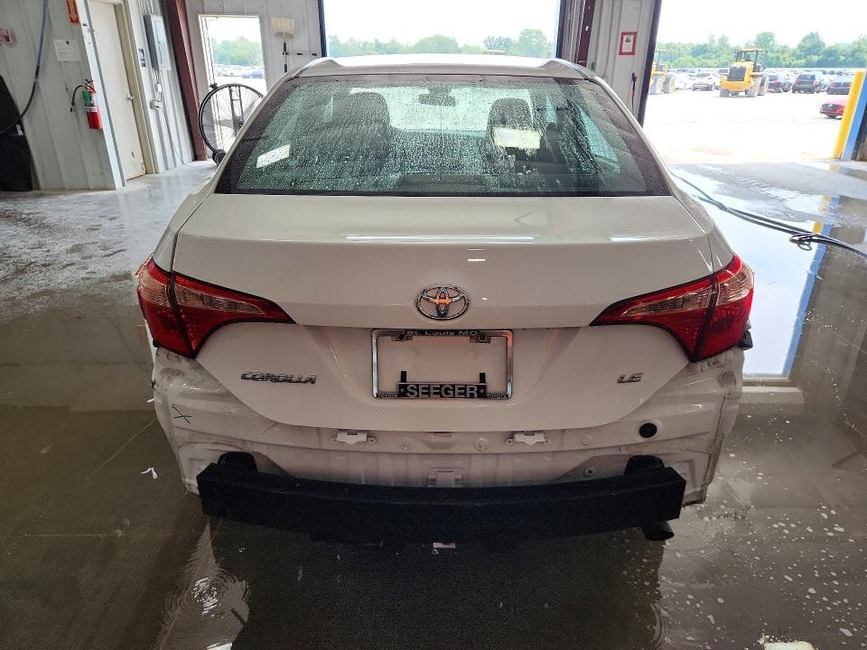 2018 TOYOTA COROLLA LE 6
