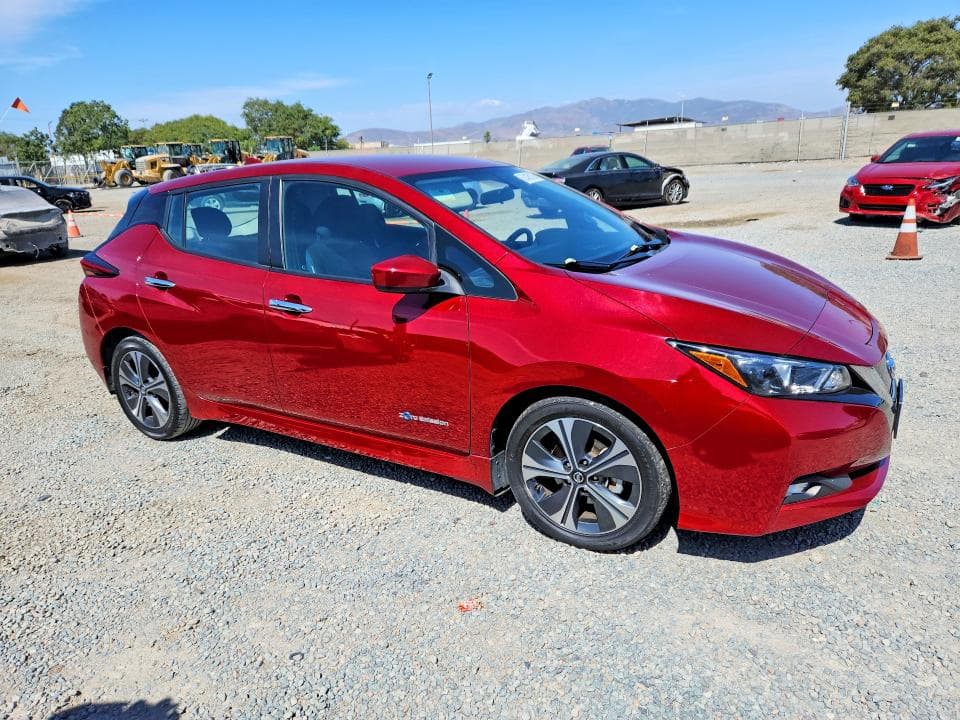 2018 NISSAN LEAF SV 4