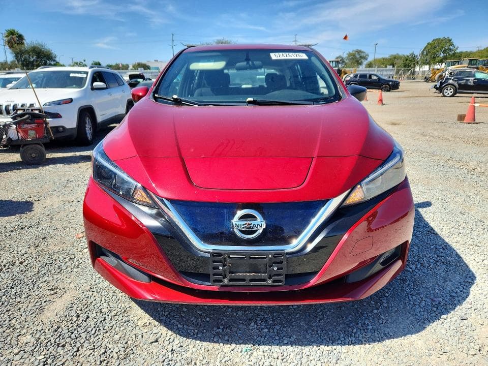 2018 NISSAN LEAF SV 5