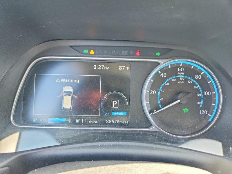 2018 NISSAN LEAF SV 9