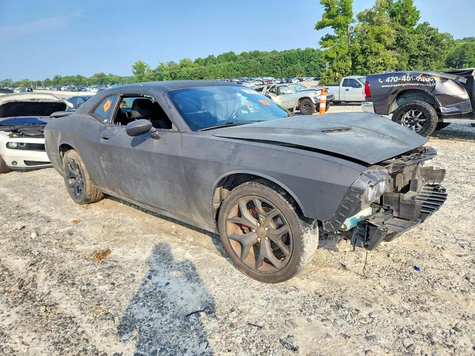 2018 DODGE CHALLENGER SXT 4