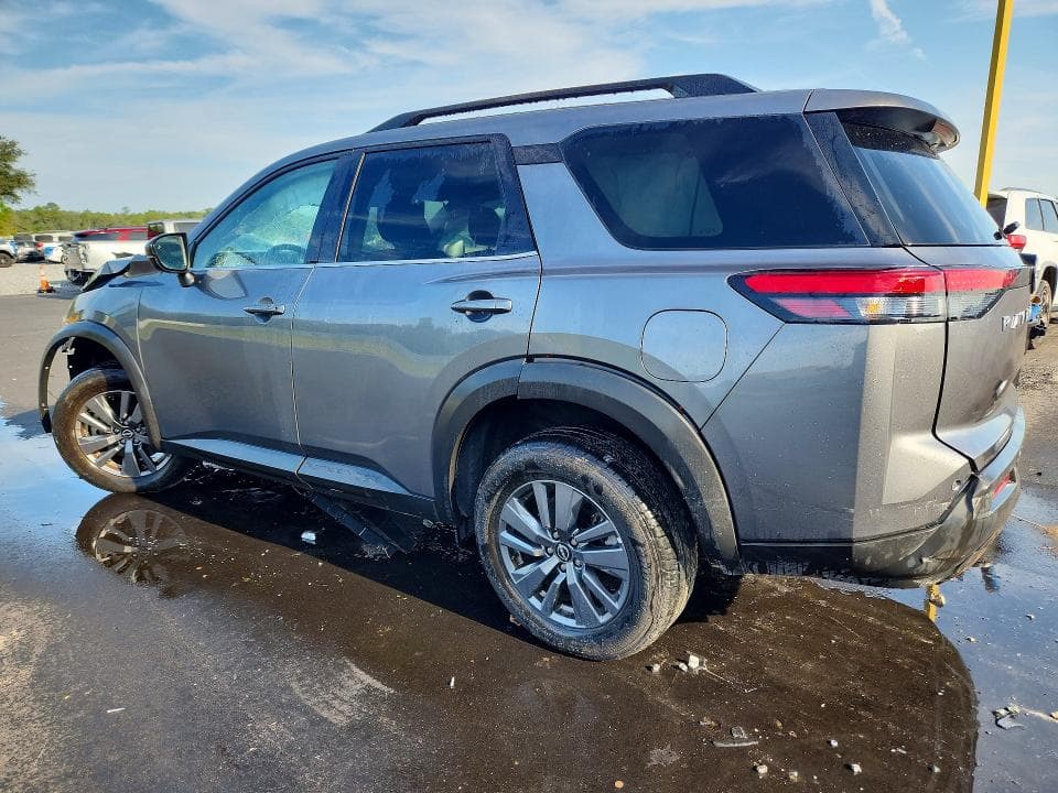 2025 NISSAN PATHFINDER SV 2