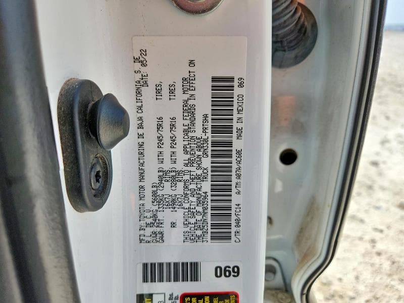 2022 TOYOTA TACOMA SR5 V6 12