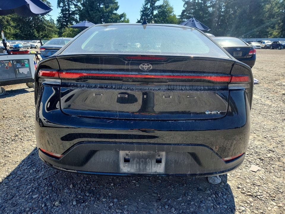 2025 TOYOTA PRIUS LE 6