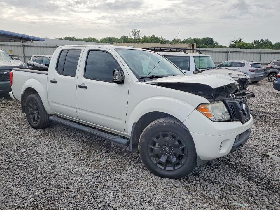 2018 NISSAN FRONTIER SV 4