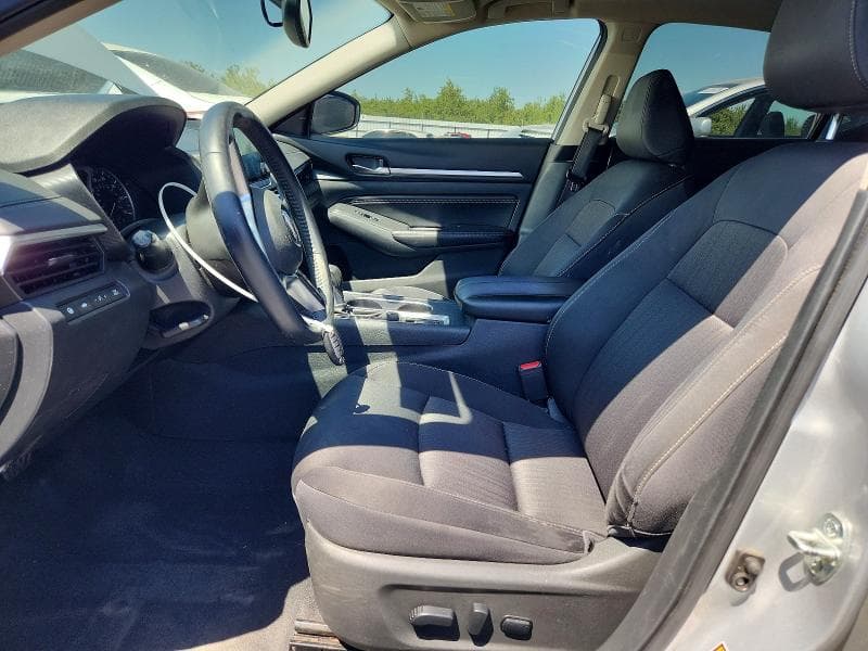 2019 NISSAN ALTIMA SV 7
