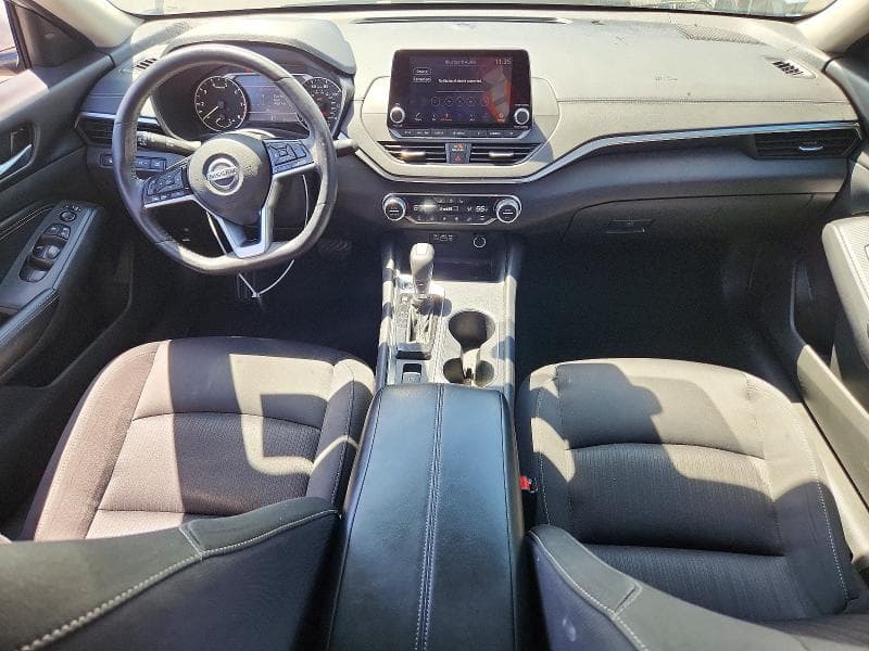 2019 NISSAN ALTIMA SV 8