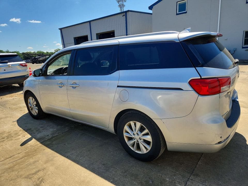 2017 KIA SEDONA LX 2